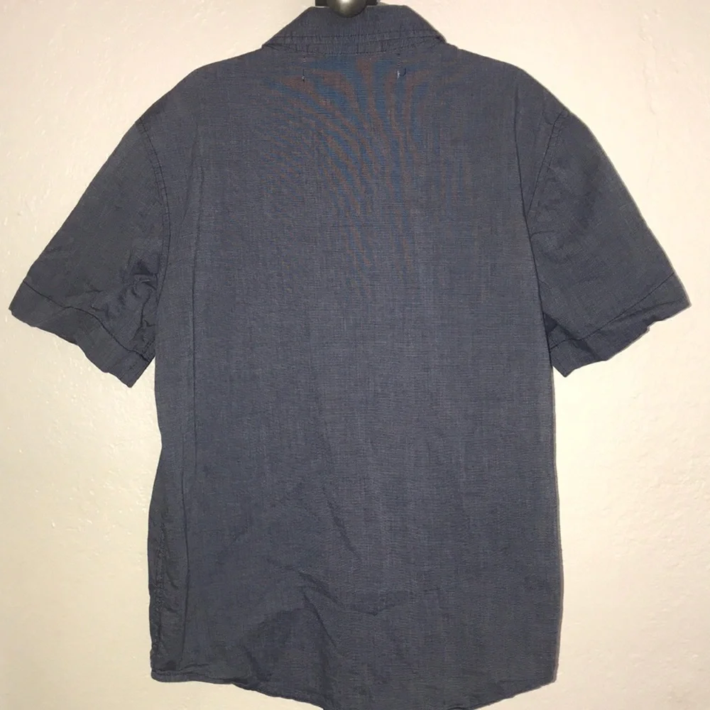 Old navy blue button down medium short sleeve shirt